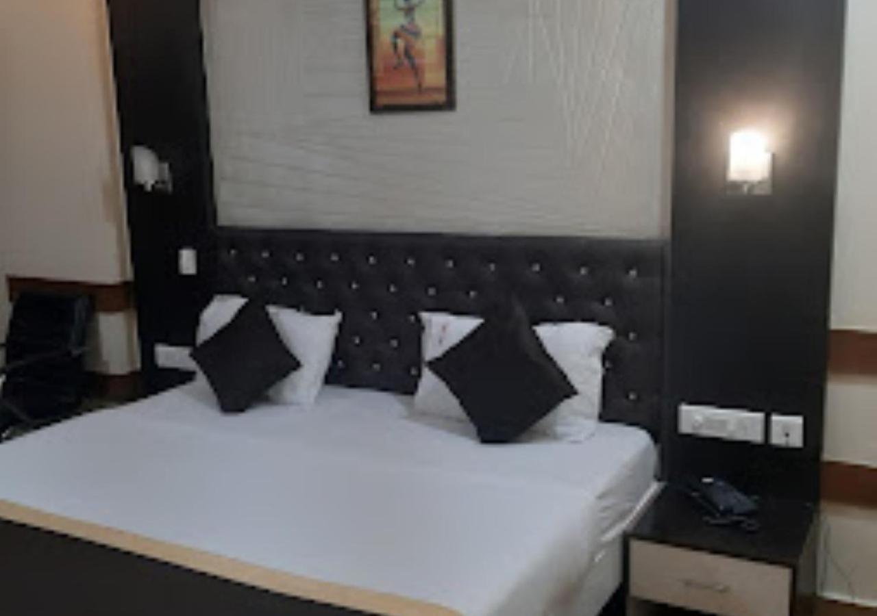 Hotel Venus Inn Bhubaneshwar Bhubaneswar Dış mekan fotoğraf
