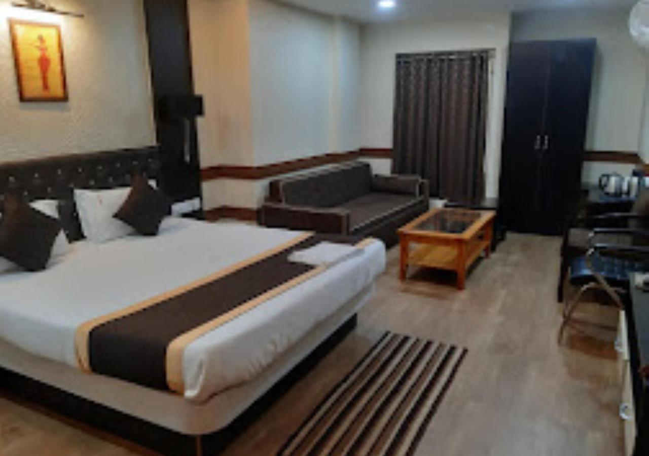 Hotel Venus Inn Bhubaneshwar Bhubaneswar Dış mekan fotoğraf