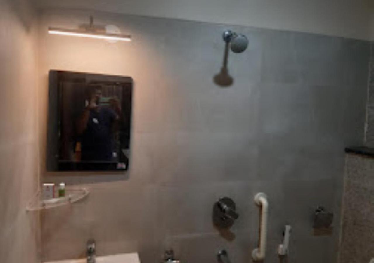 Hotel Venus Inn Bhubaneshwar Bhubaneswar Dış mekan fotoğraf